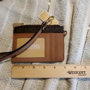 MICHAEL Michael Kors Bags - MICHEAL Michael Kors Wallet Wristlet MICHAEL Michael Kors Bags - MICHEAL Michael Kors Wallet Wristlet